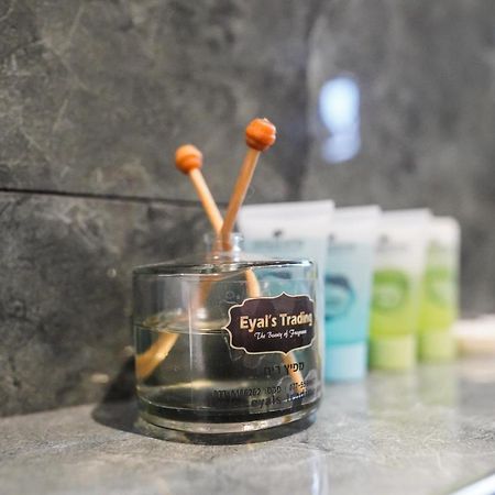 אילבן Eleven Spa Suites Jerusalem Eksteriør bilde